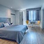 Le Fabreville Motel & Suites