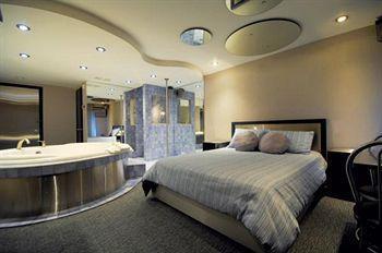 Le Fabreville 3*