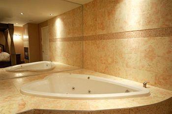 Le Fabreville 3*